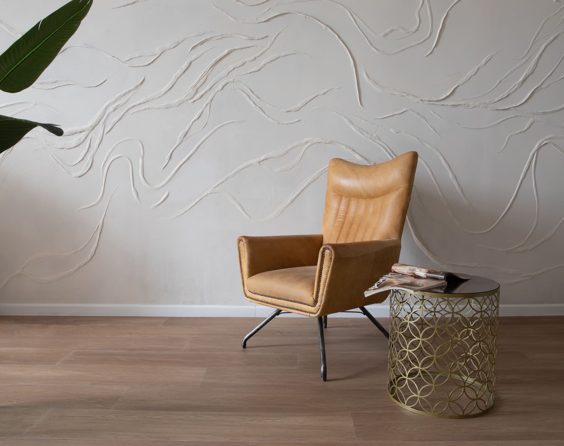 Кварцвиниловый SPC ламинат Vinilam Vinipol Дуб Шера 8866-EIR 1220×228×6 фото в интерьере